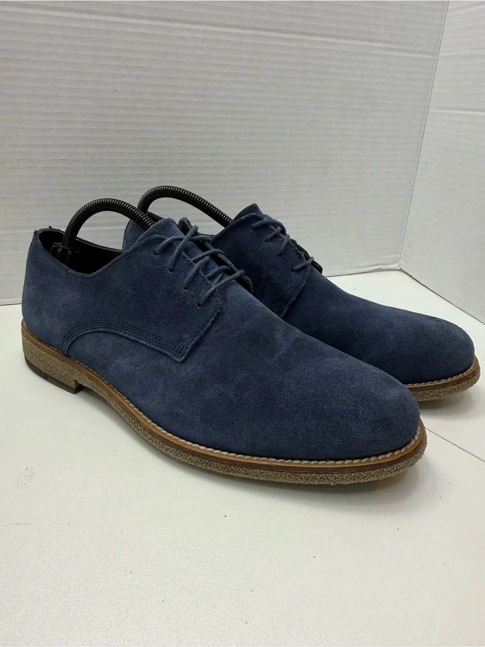 Saks Fifth Avenue Men's Blue Suede Derby Shoes size 8.5